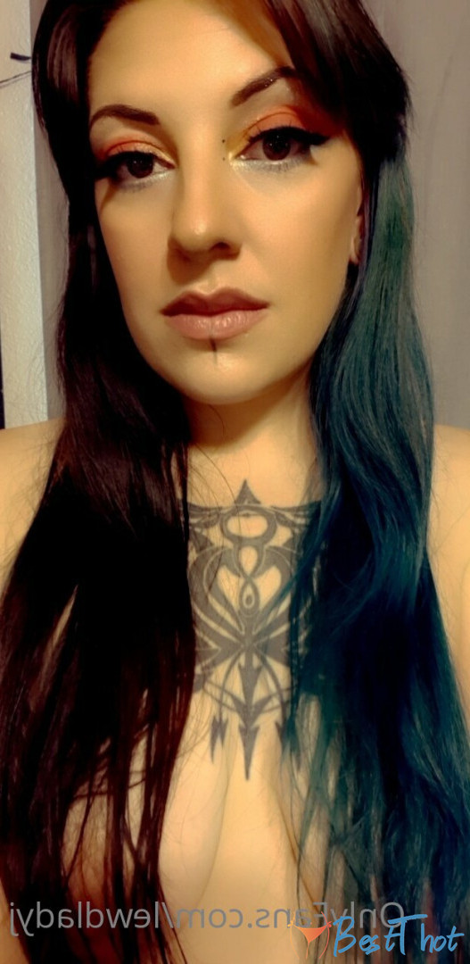 Photo by lewdladyj published on December 16,2024 02:07:49 - BestThots