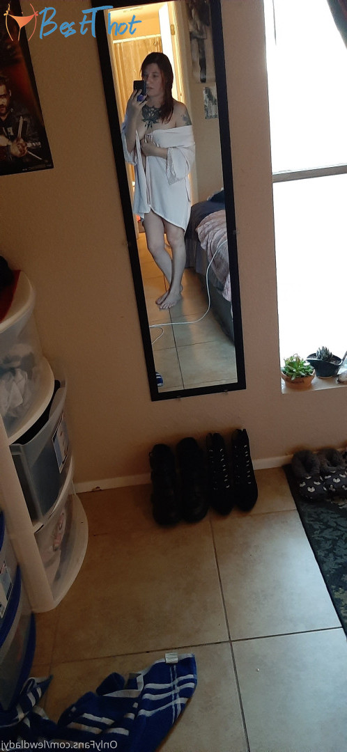 Photo by lewdladyj published on December 16,2024 02:08:15 - BestThots