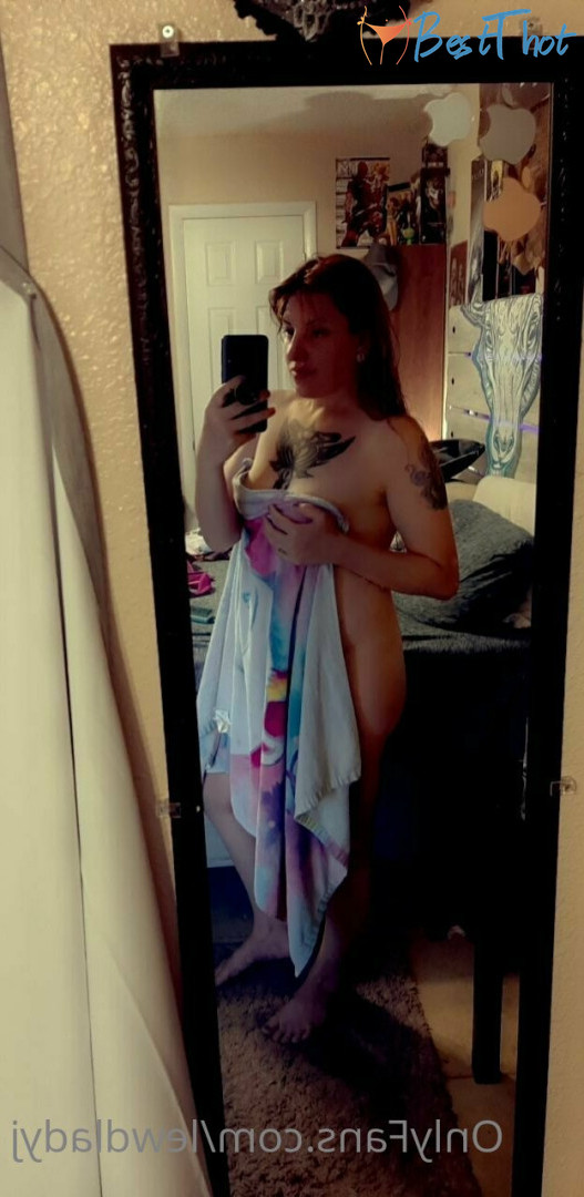 Photo by lewdladyj published on December 16,2024 02:08:56 - BestThots