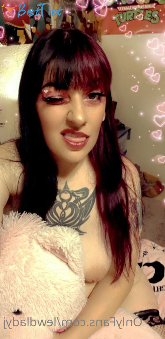 Photo by lewdladyj published on December 16,2024 02:09:11 - BestThots