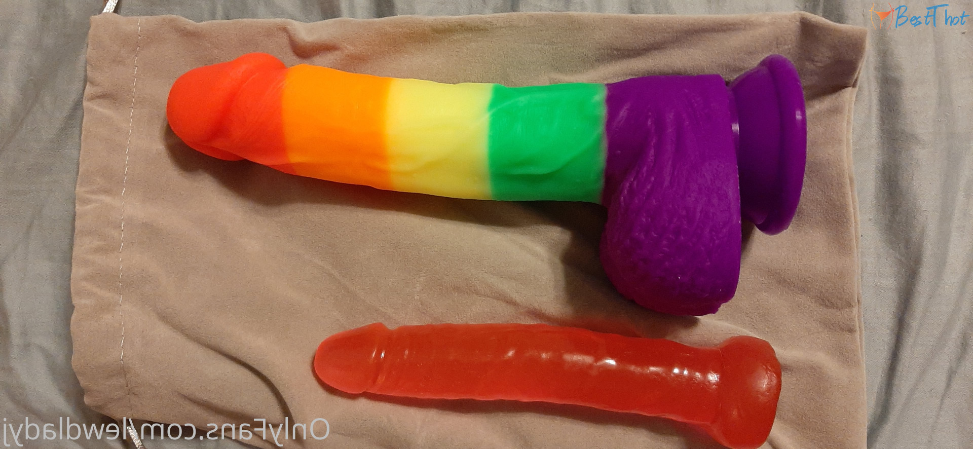 Photo by lewdladyj published on December 16,2024 02:09:32 - BestThots