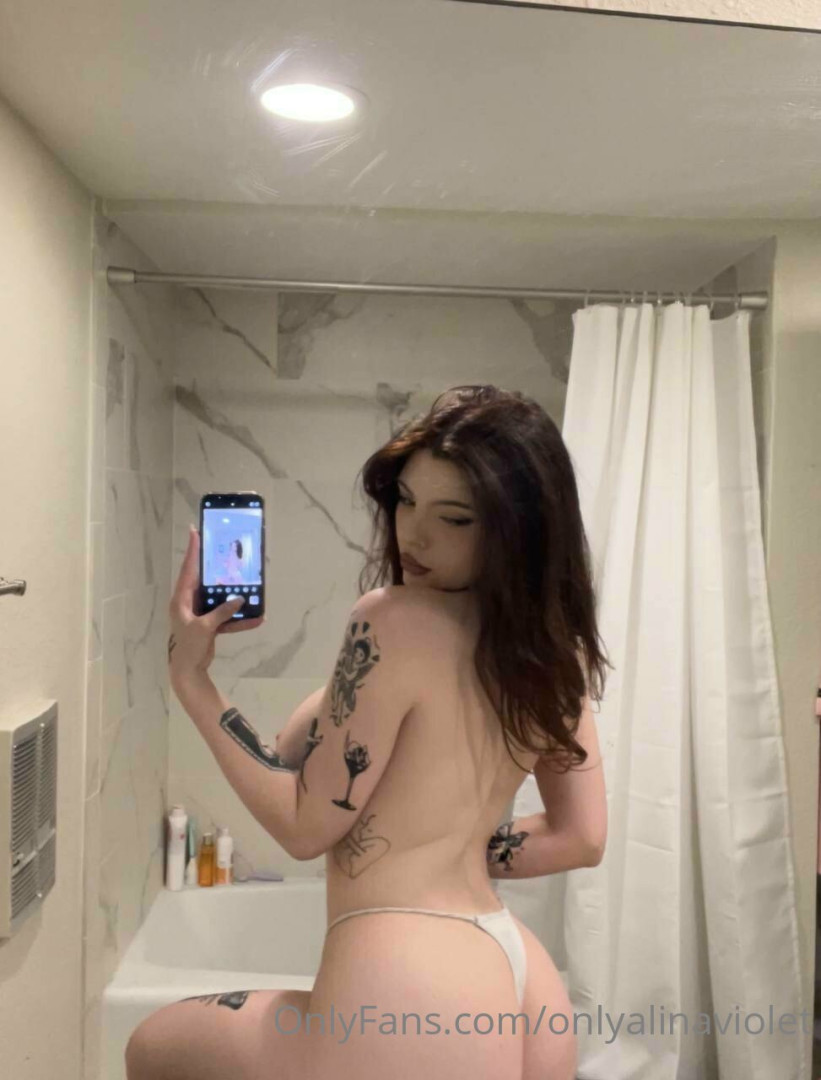 Photo by onlyalinaviolet published on August 31,2023 05:35:20 - BestThots