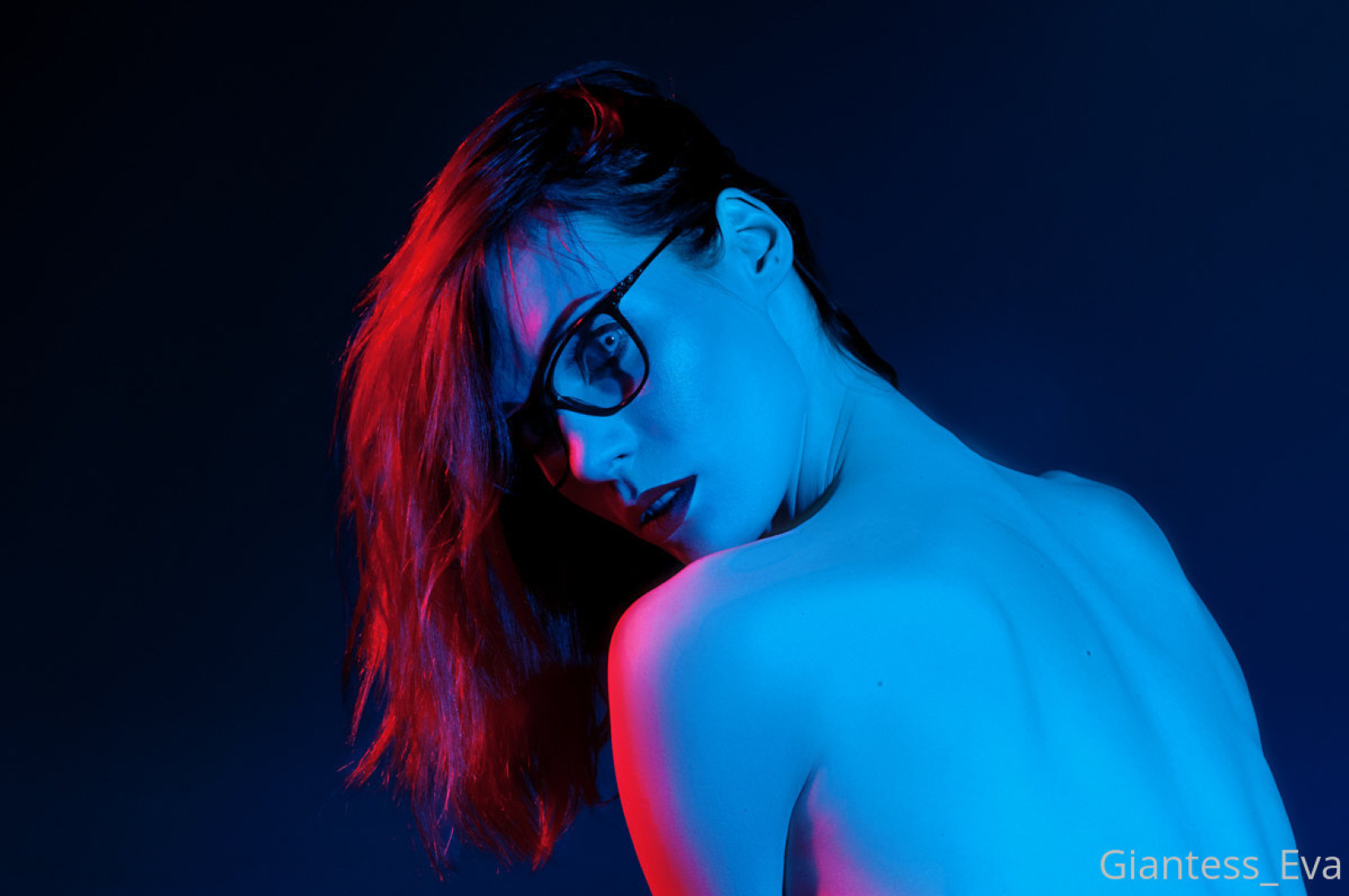 Photo by giantess_eva published on June 9,2023 10:49:12 - BestThots