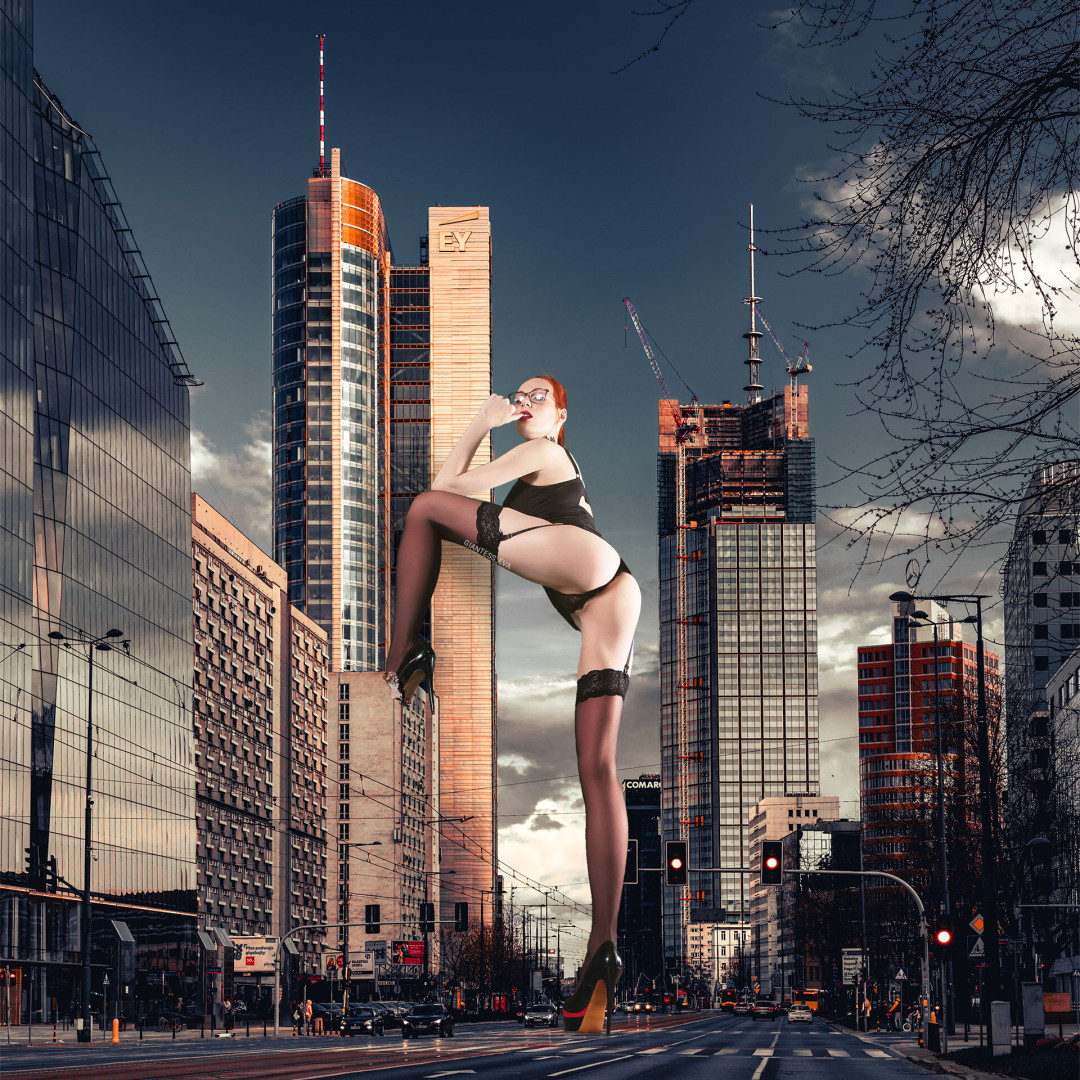 Photo by giantess_eva published on June 9,2023 10:59:40 - BestThots