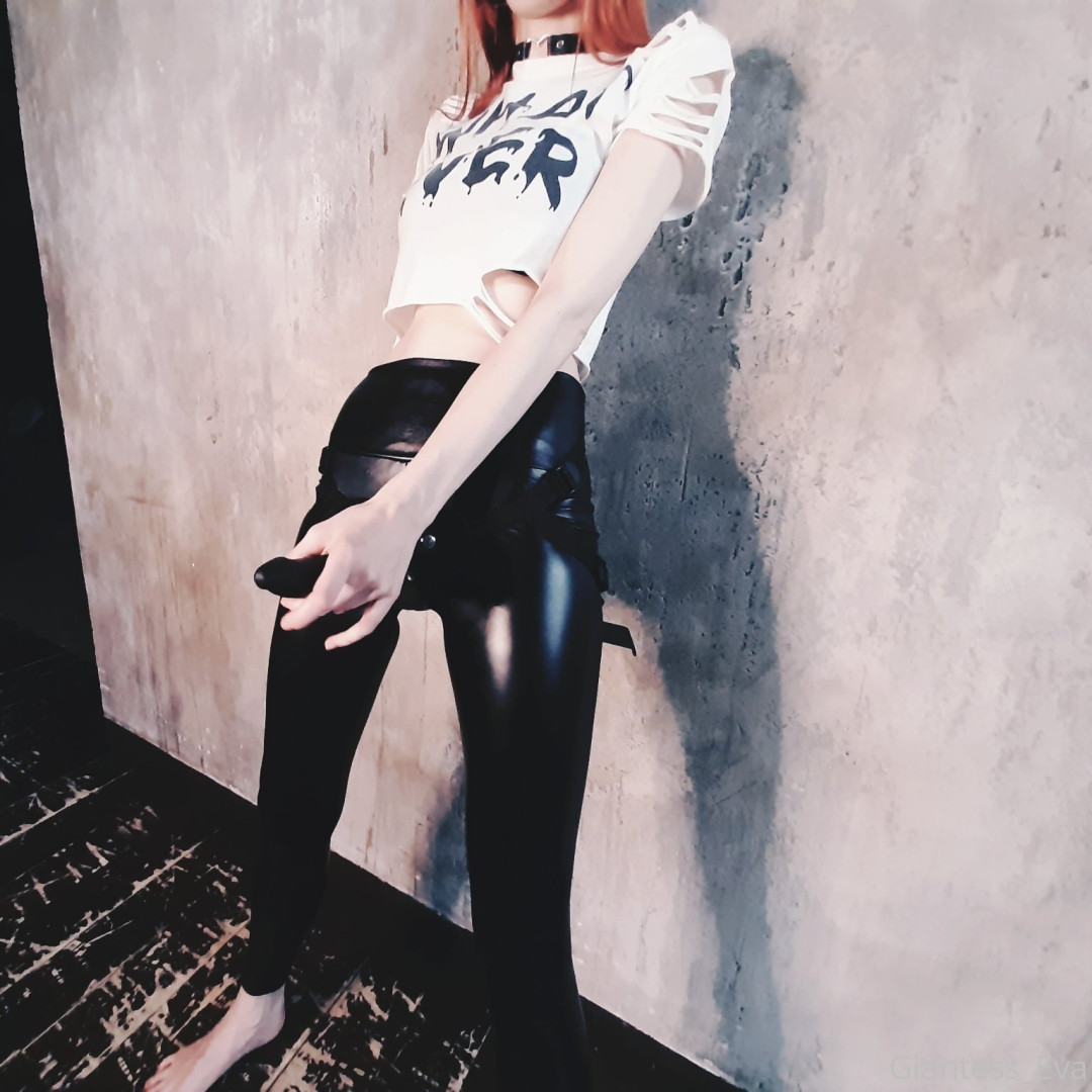 Photo by giantess_eva published on June 9,2023 11:01:40 - BestThots
