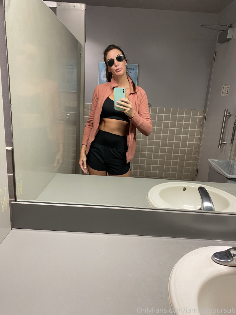 Photo by iamnotyoursub published on October 11,2023 11:16:08 - BestThots