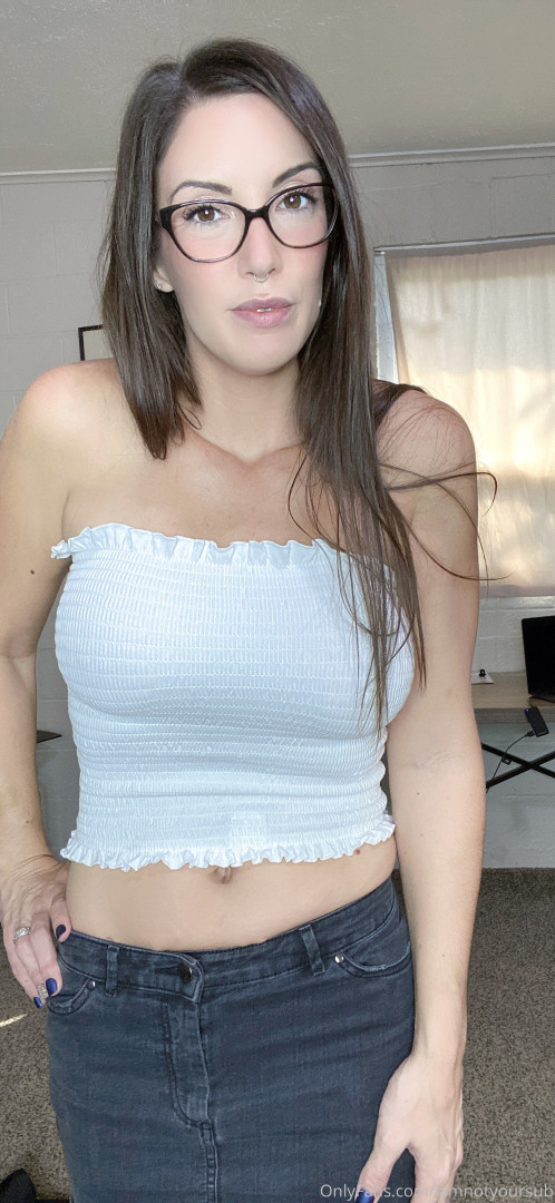 Photo by iamnotyoursub published on October 14,2023 08:16:09 - BestThots