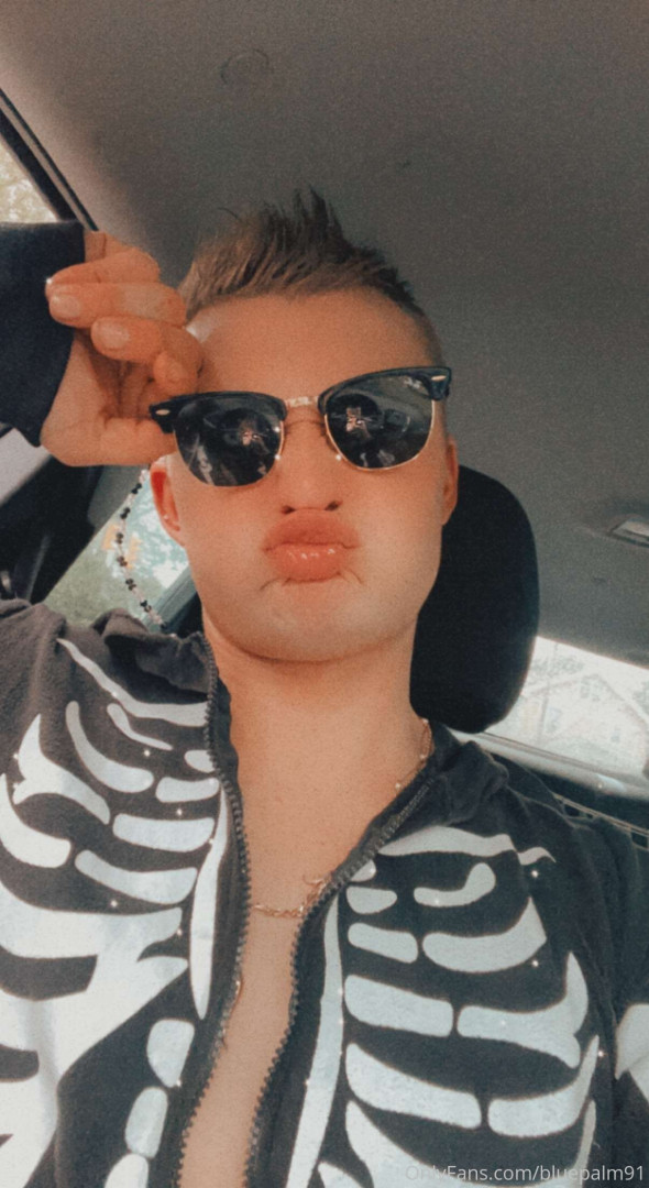 Photo by gayb0ybluepalm91 published on January 13,2024 22:38:39 - BestThots