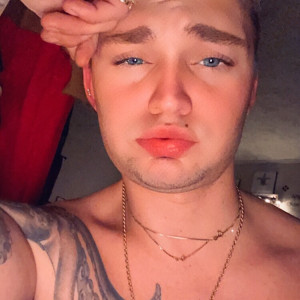 gayb0ybluepalm91 #9223039