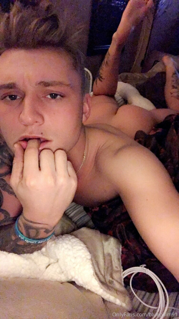 Photo by gayb0ybluepalm91 published on January 13,2024 22:39:12 - BestThots