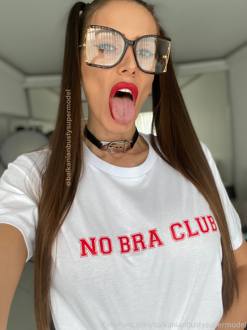 Photo by balkanianbustysupermodel published on October 16,2023 23:19:50 - BestThots