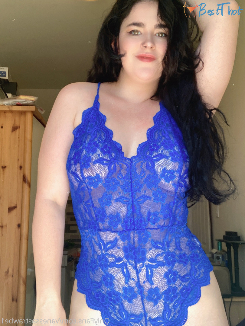 Photo by vanessastrawbe1 published on December 14,2024 06:06:28 - BestThots