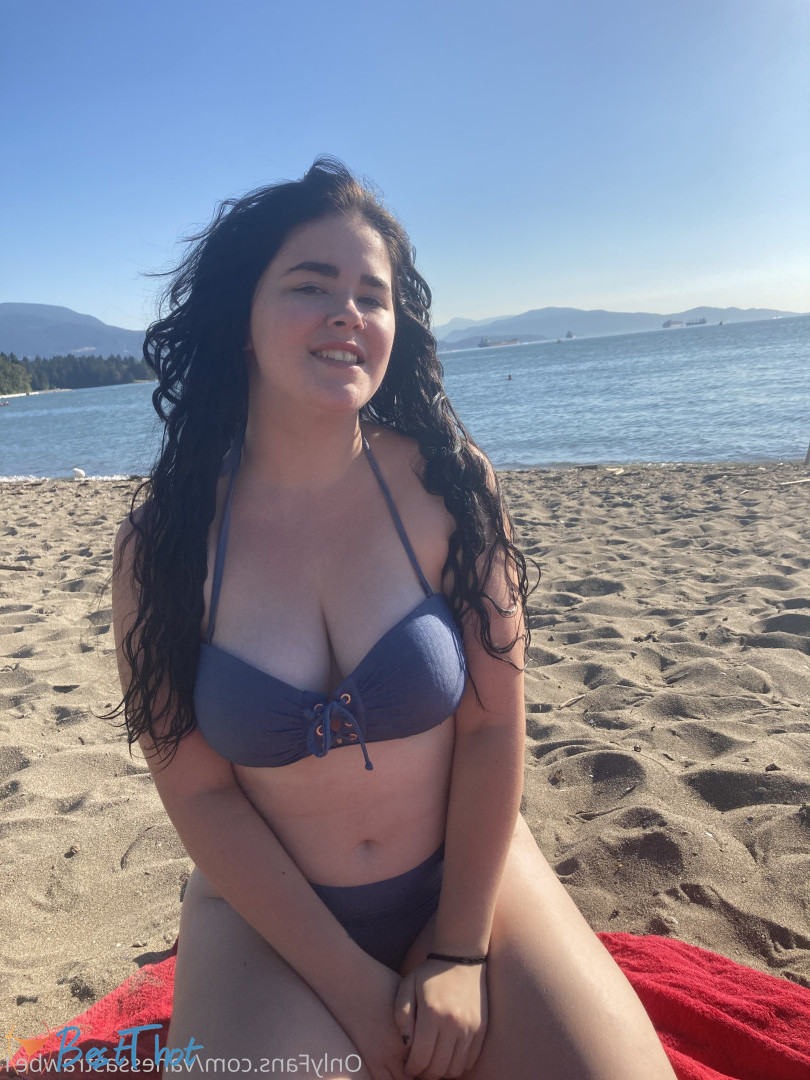 Photo by vanessastrawbe1 published on December 14,2024 07:03:08 - BestThots