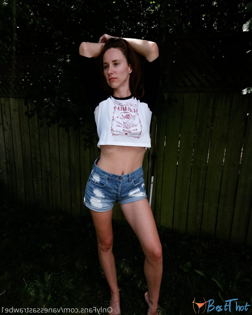 Photo by vanessastrawbe1 published on December 14,2024 07:04:40 - BestThots