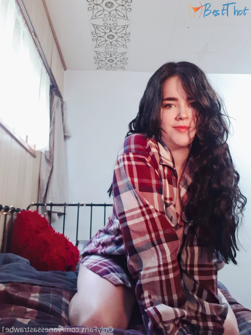 Photo by vanessastrawbe1 published on December 14,2024 08:03:22 - BestThots
