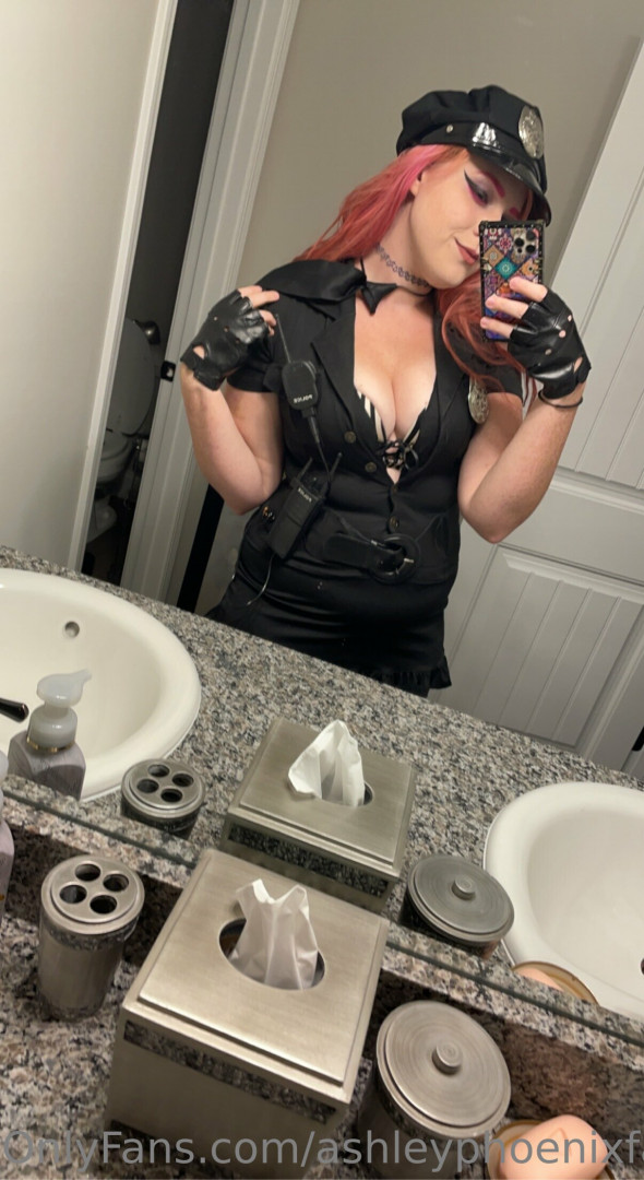 Photo by ashleyphoenixfans published on November 2,2023 10:47:25 - BestThots