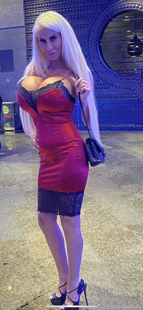 Photo by plasticbarbie2000 published on May 19,2023 10:08:38 - BestThots