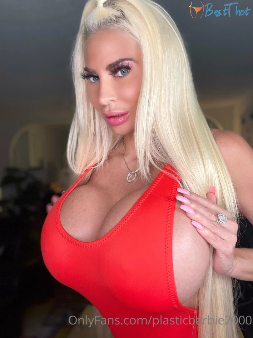 plasticbarbie2000 #9813085