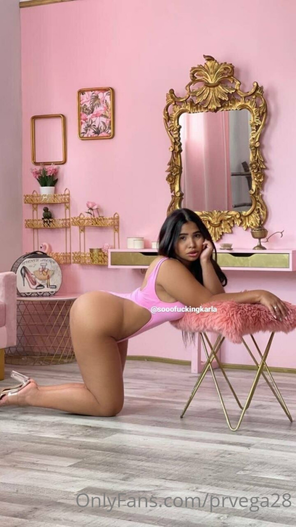 Photo by prvega28 published on October 17,2023 12:00:04 - BestThots