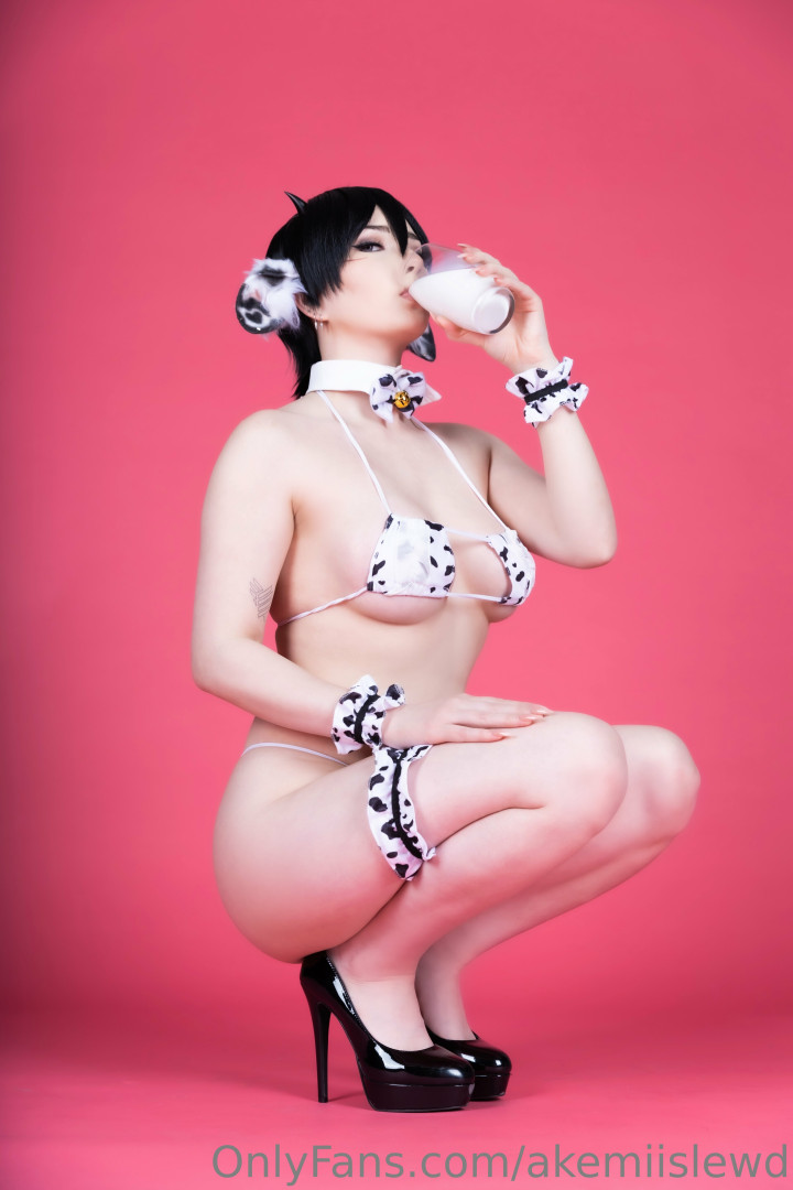 Photo by akemiislewd published on June 3,2023 01:58:32 - BestThots