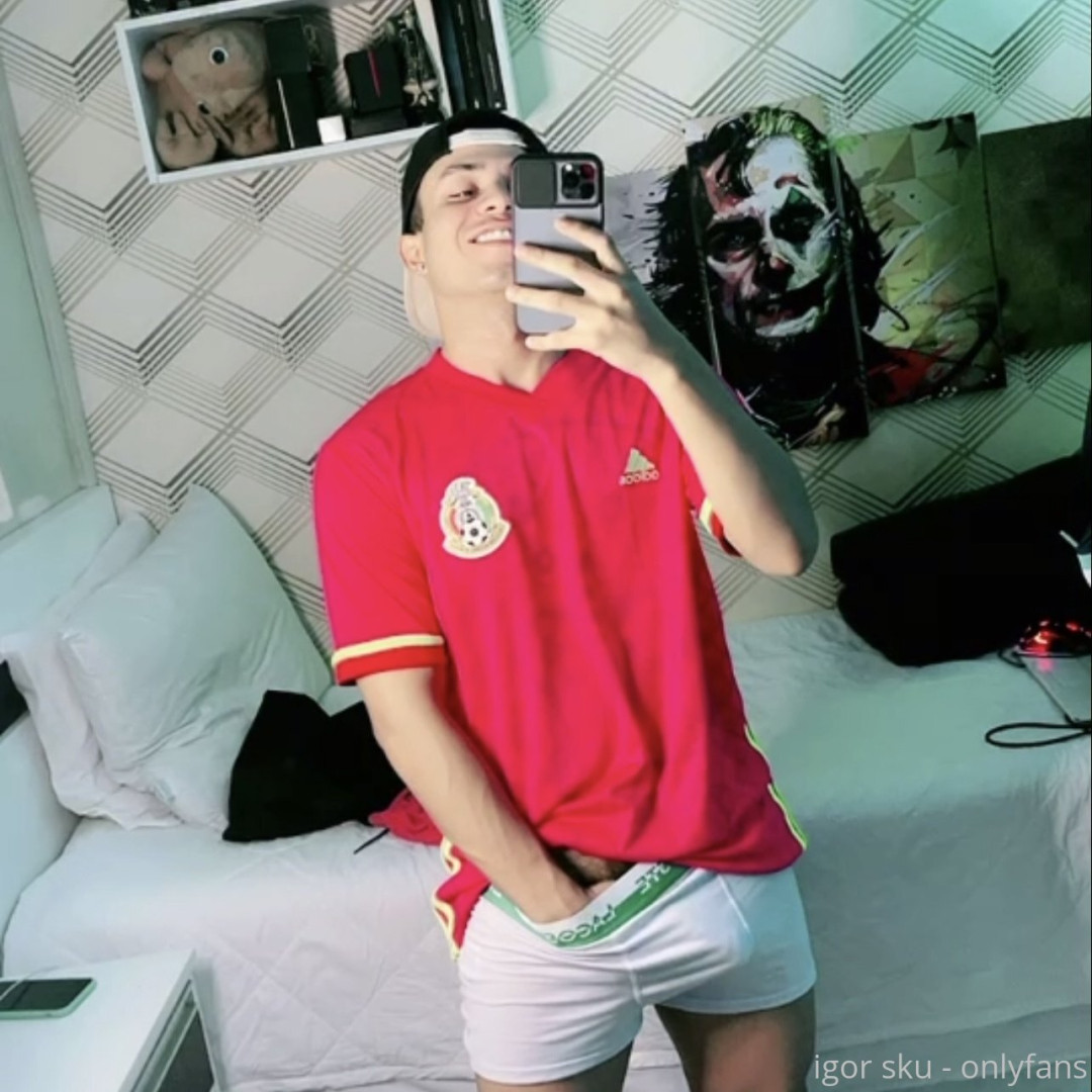 Photo by igorsku published on June 18,2023 21:24:14 - BestThots