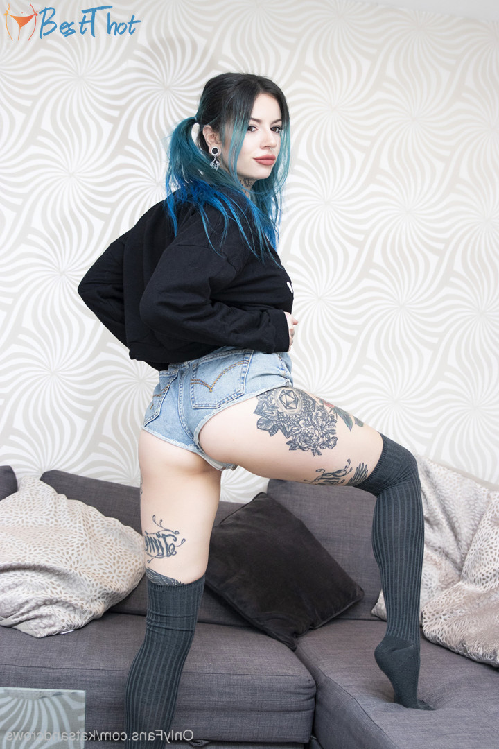 Photo by katsandcrows published on December 13,2024 13:04:10 - BestThots