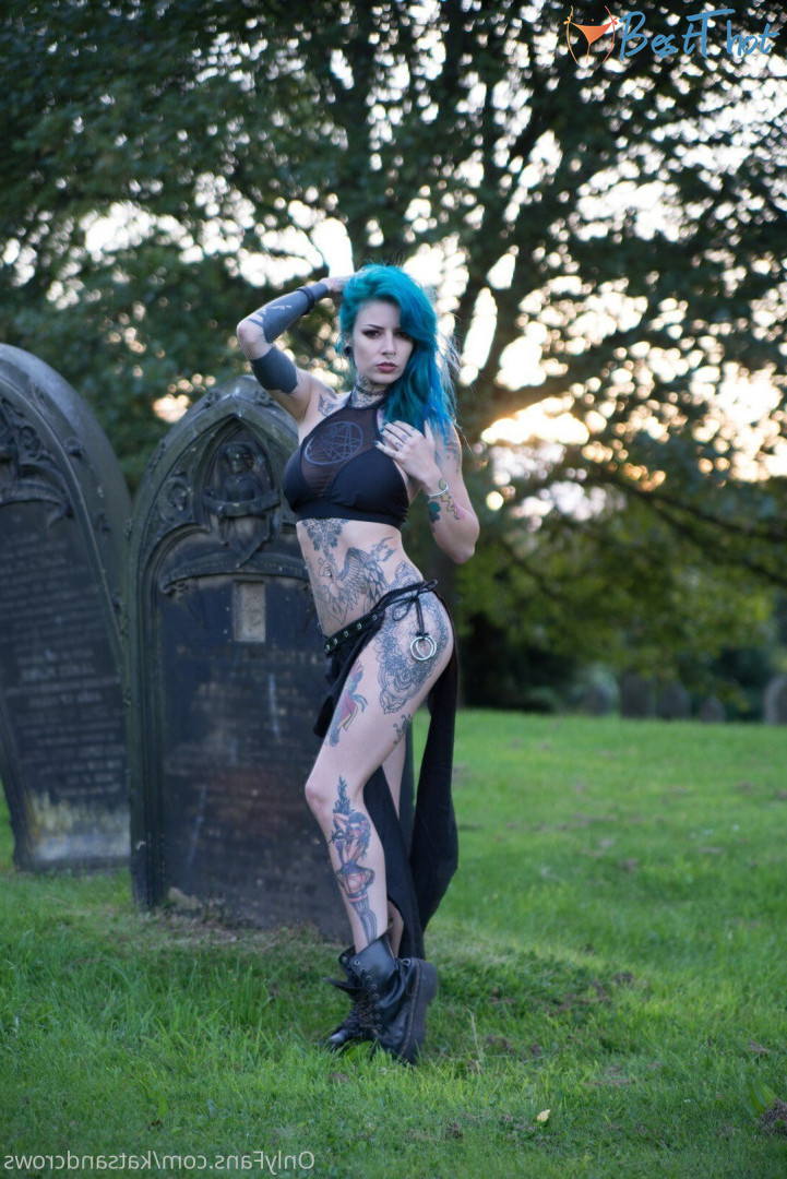 Photo by katsandcrows published on December 13,2024 13:04:20 - BestThots