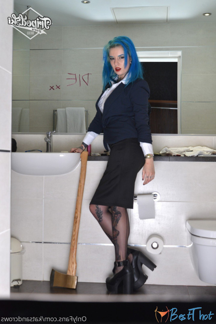Photo by katsandcrows published on December 13,2024 14:02:18 - BestThots