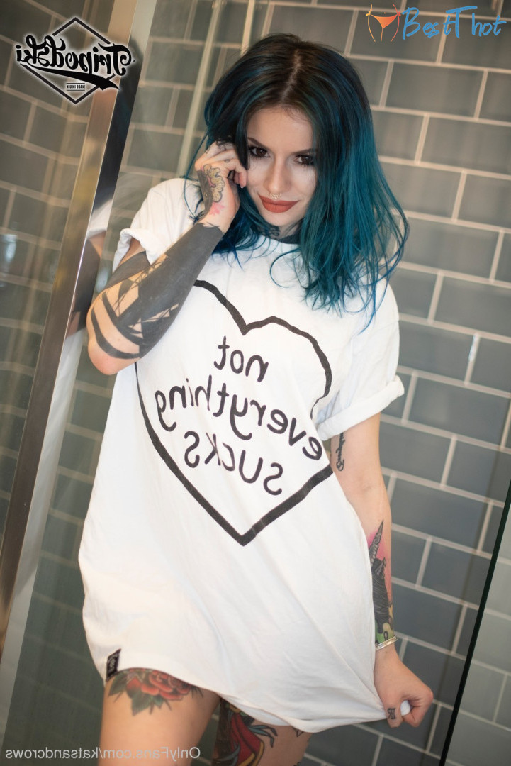 Photo by katsandcrows published on December 13,2024 15:03:08 - BestThots