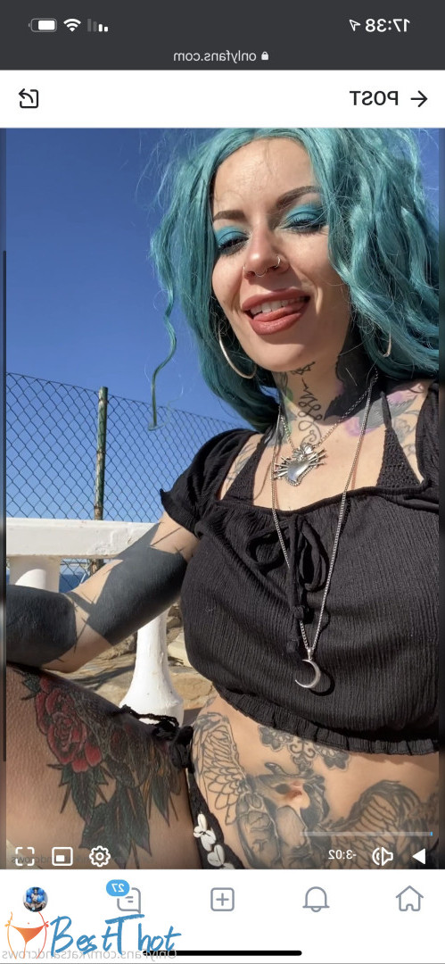 Photo by katsandcrows published on December 13,2024 15:03:37 - BestThots