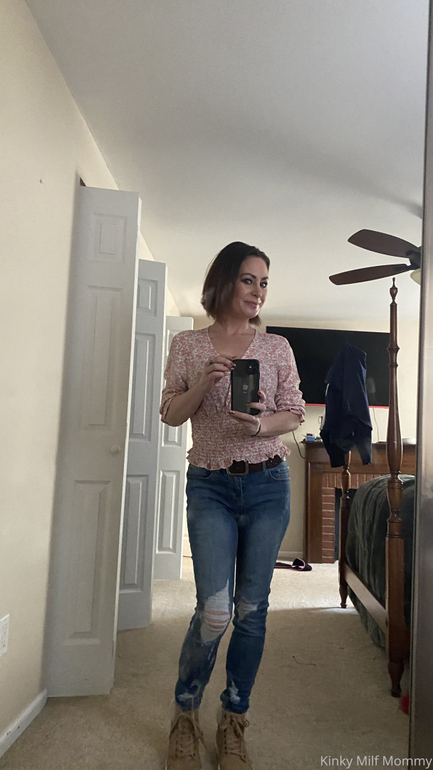 Photo by msrachelsecrets published on July 6,2023 21:38:44 - BestThots