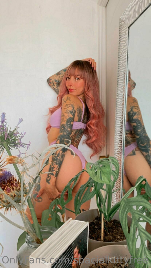 Photo by spacialkittyfree published on May 17,2023 17:32:23 - BestThots