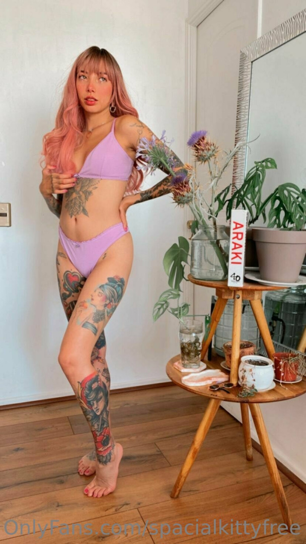 Photo by spacialkittyfree published on May 17,2023 17:32:25 - BestThots