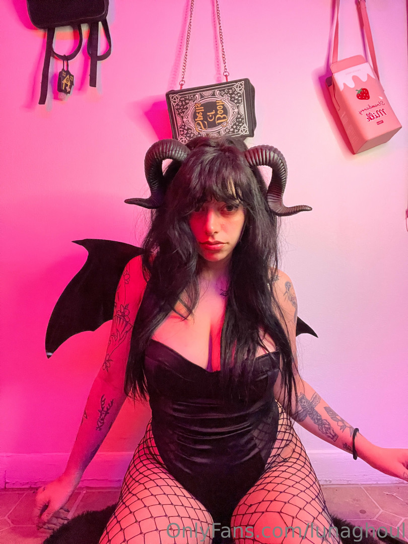 Photo by lunaghoul published on June 26,2023 12:21:22 - BestThots