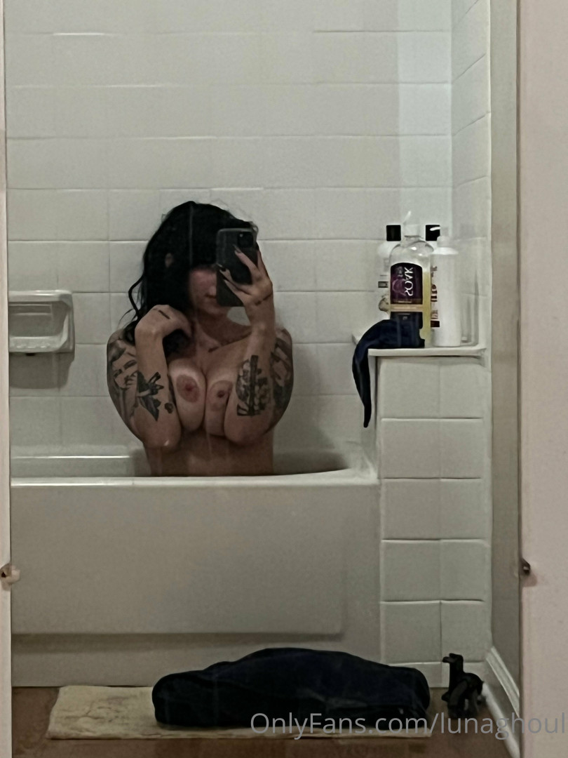 Photo by lunaghoul published on June 26,2023 12:22:10 - BestThots