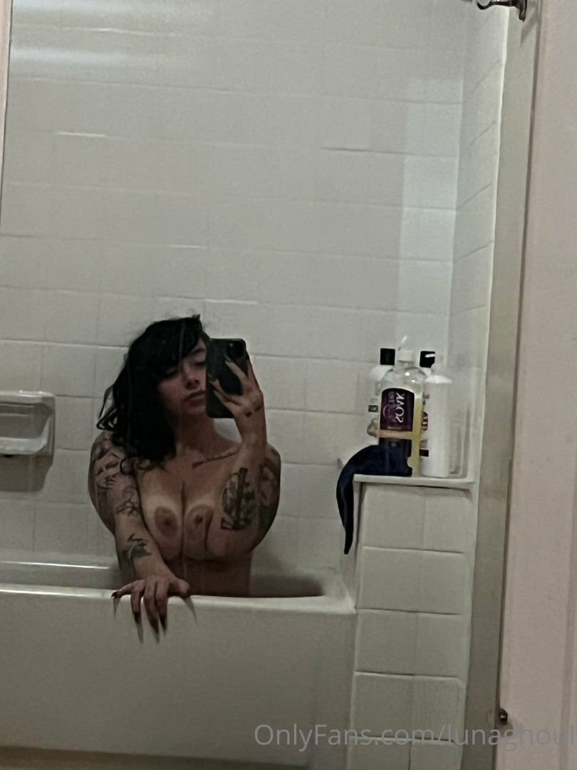 Photo by lunaghoul published on June 26,2023 12:24:29 - BestThots