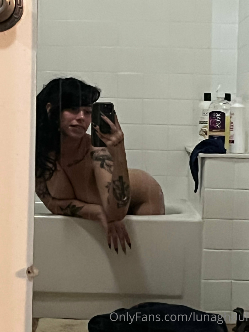 Photo by lunaghoul published on June 26,2023 12:24:35 - BestThots