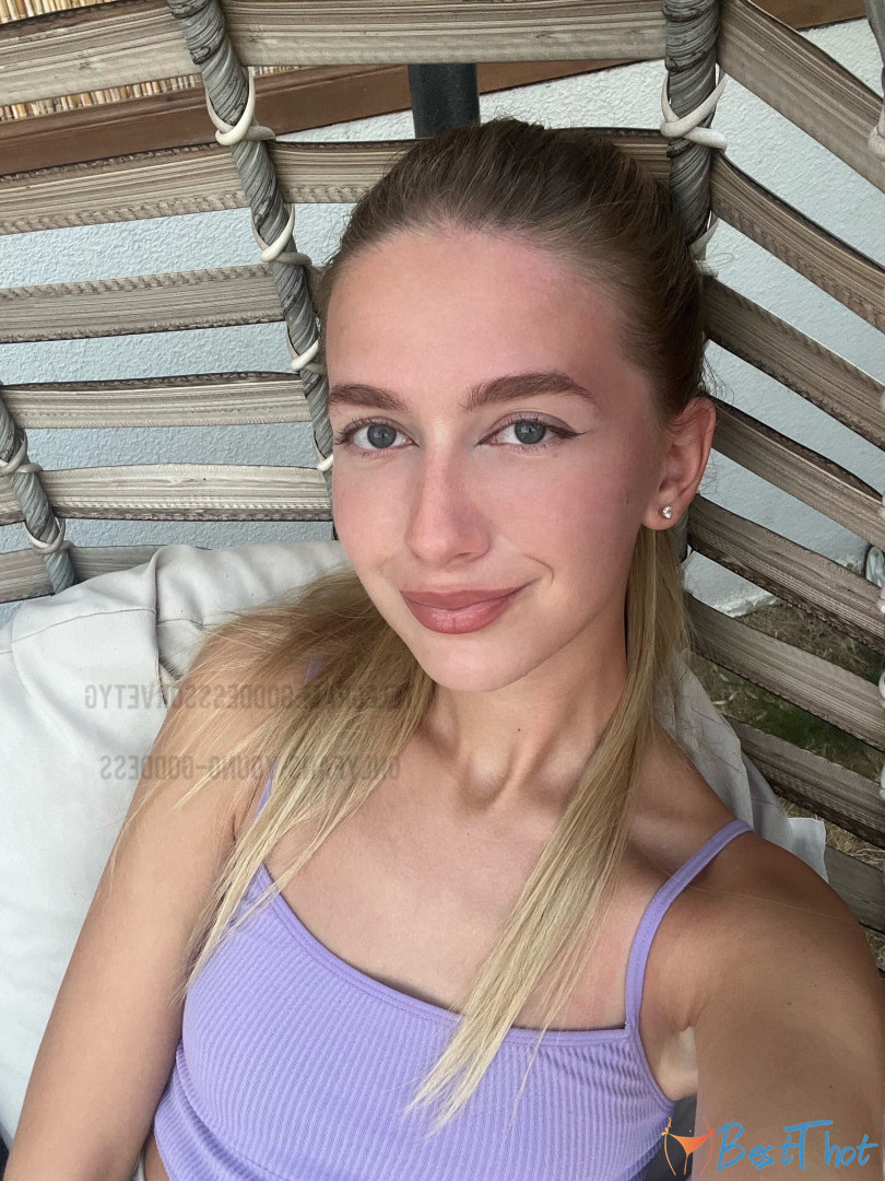 Photo by young-goddess published on December 23,2024 11:09:37 - BestThots