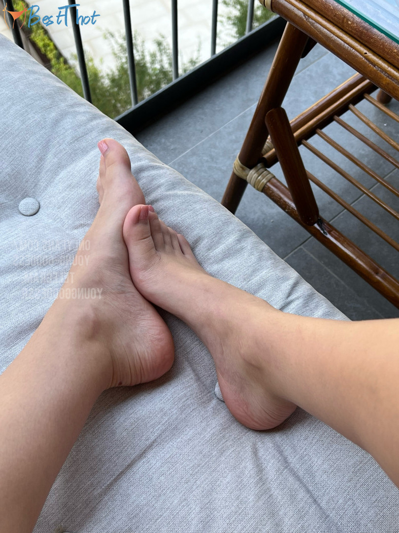 Photo by young-goddess published on December 23,2024 11:10:34 - BestThots
