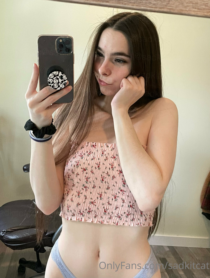Photo by sadkitcat published on July 4,2023 14:42:58 - BestThots