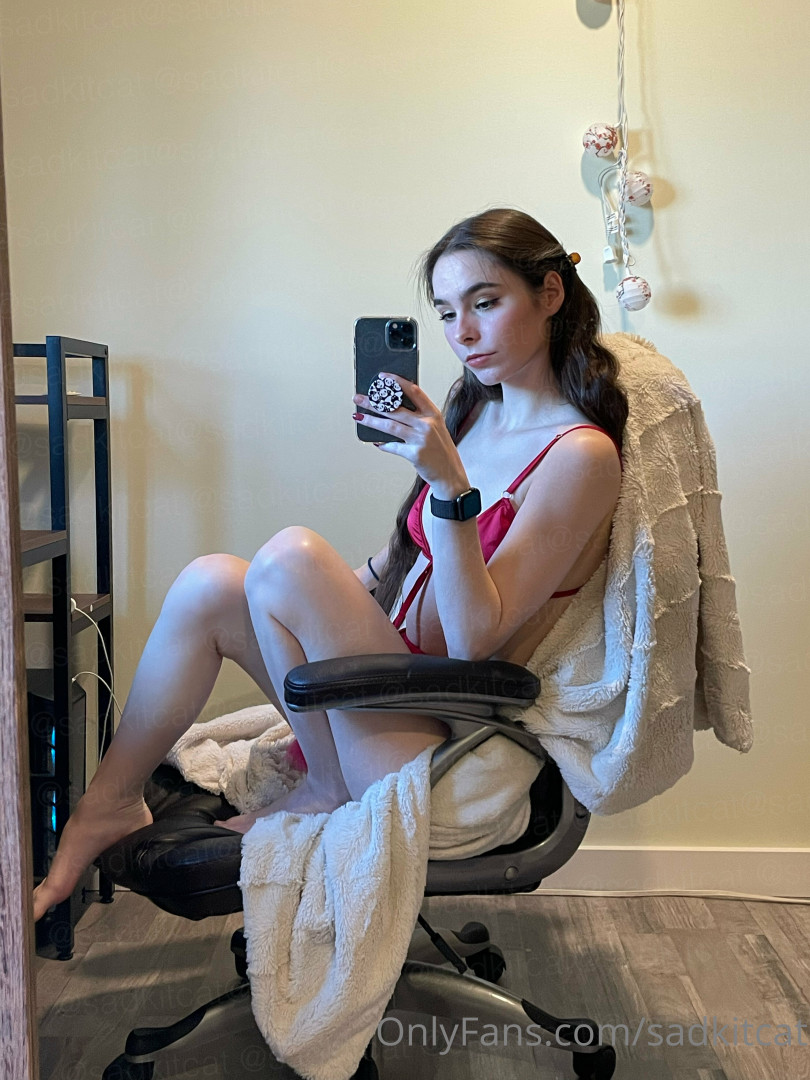 Photo by sadkitcat published on July 4,2023 14:52:56 - BestThots