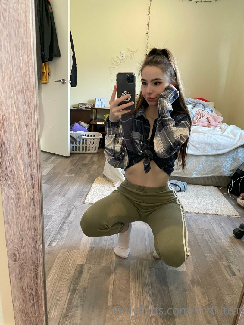 Photo by sadkitcat published on July 4,2023 14:57:24 - BestThots
