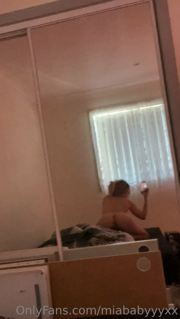Photo by miababyyyxx published on June 7,2023 12:37:46 - BestThots