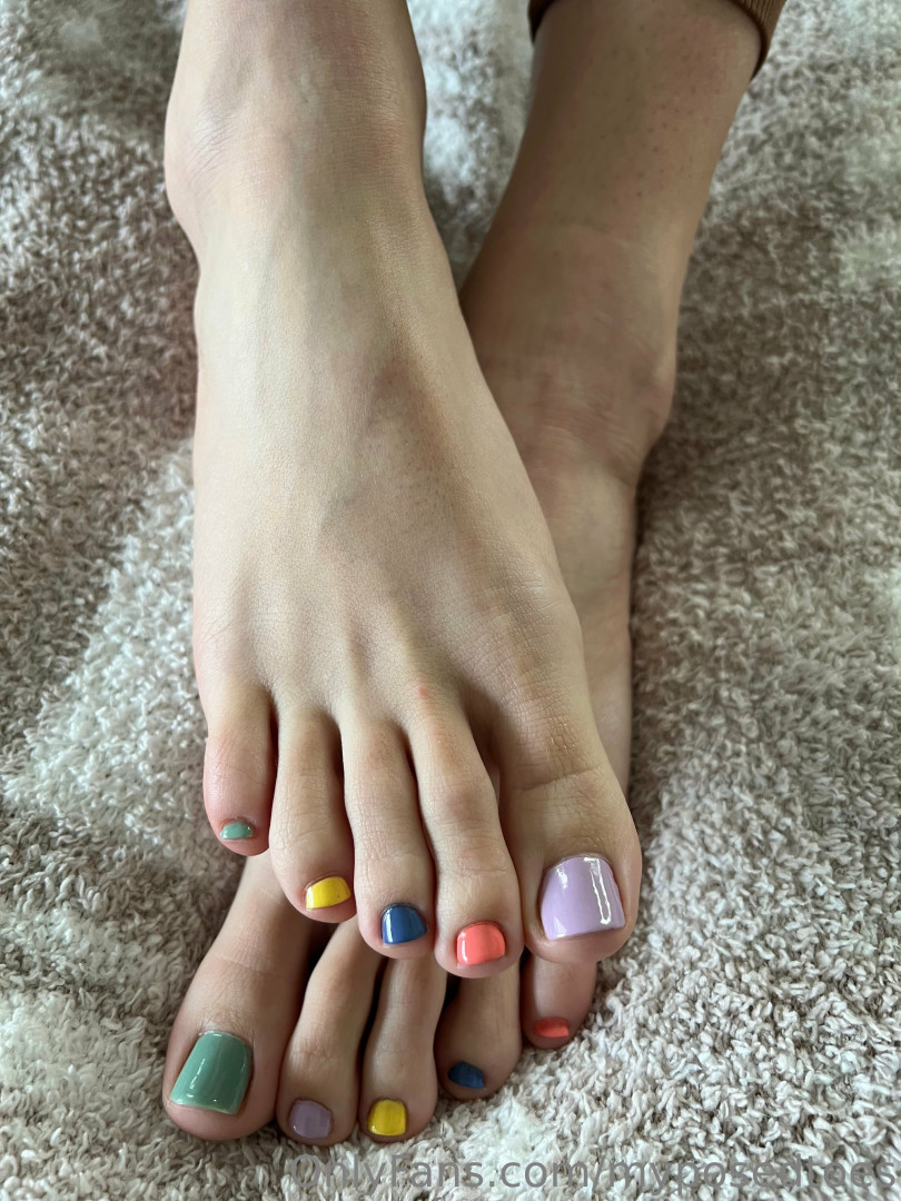 Photo by myposedtoes published on July 6,2023 13:32:52 - BestThots