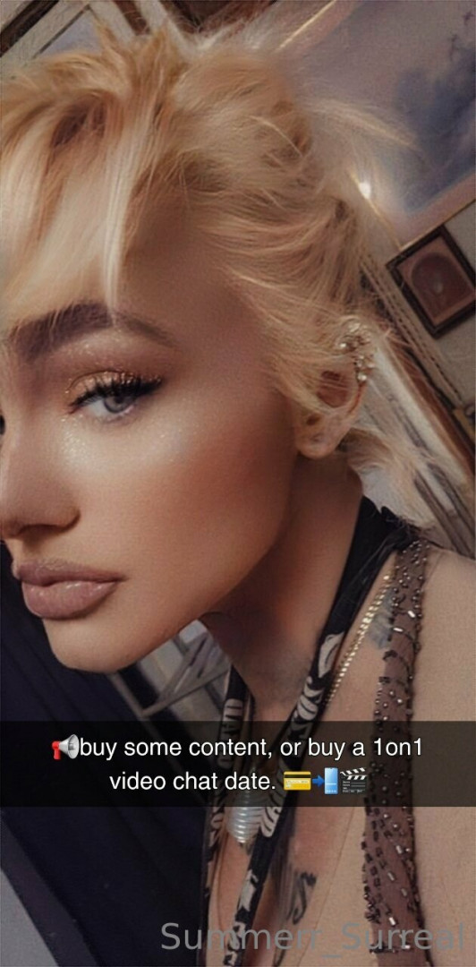 Photo by summerr_surreal published on May 17,2023 13:06:35 - BestThots