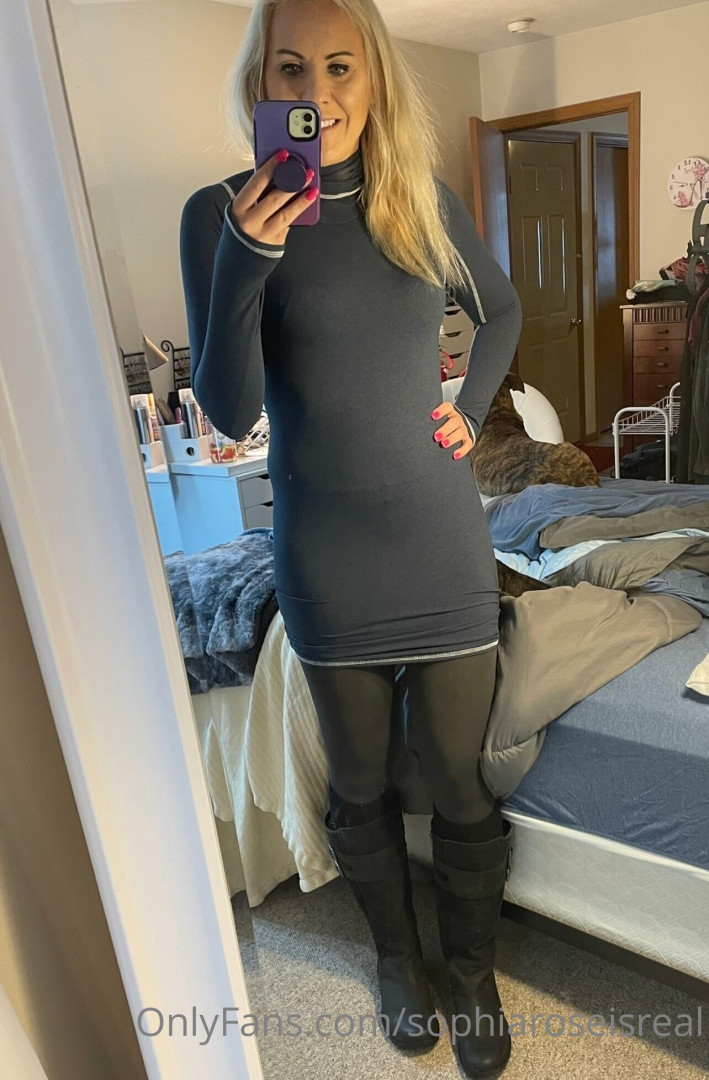 Photo by sophiaroseisreal published on May 17,2023 18:41:15 - BestThots