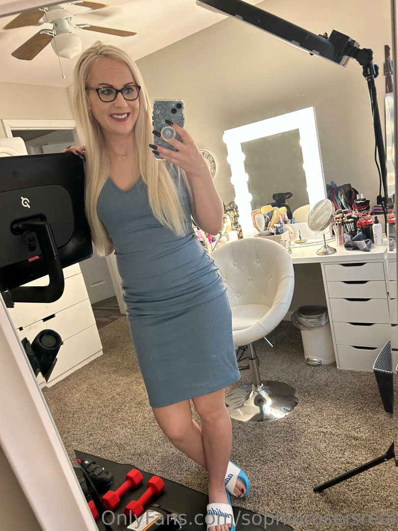 Photo by sophiaroseisreal published on May 17,2023 18:44:43 - BestThots