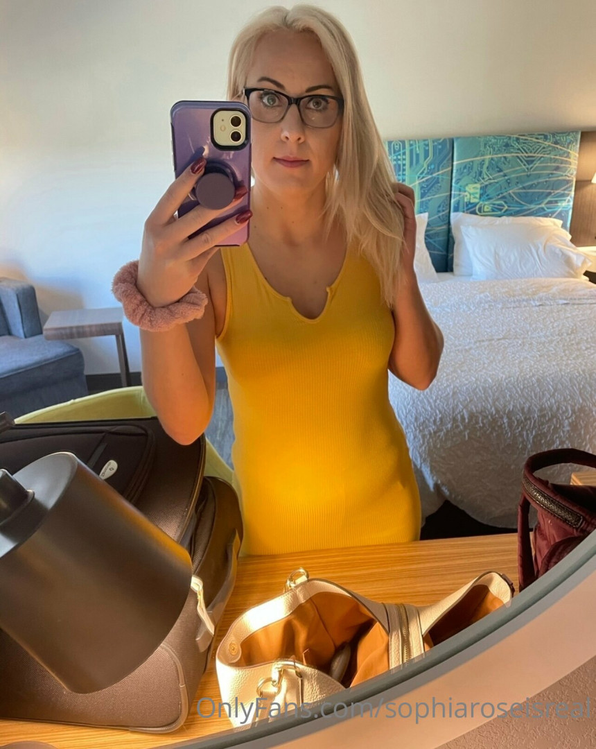 Photo by sophiaroseisreal published on May 17,2023 18:45:12 - BestThots