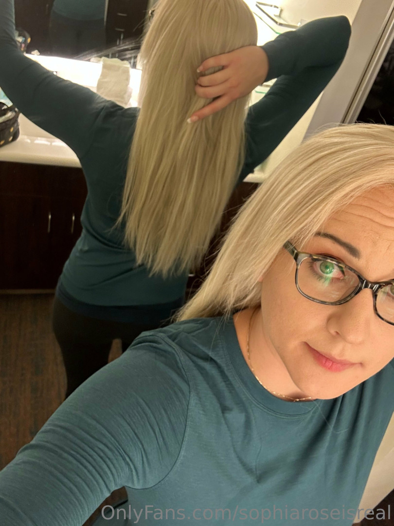 Photo by sophiaroseisreal published on May 17,2023 18:45:15 - BestThots