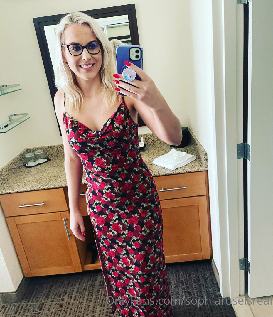 Photo by sophiaroseisreal published on May 17,2023 18:46:45 - BestThots